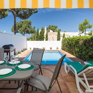 Holiday home Holiday V2 Garrao 650m From The Beach By Interhome, Quinta do Lago